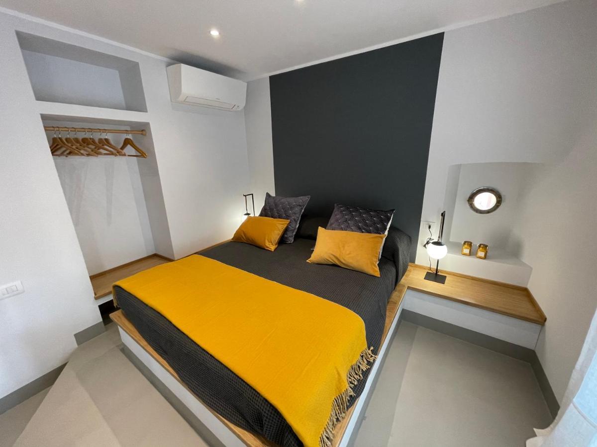 Mare E Cielo Luxury Apartment Sestri Levante Exteriör bild